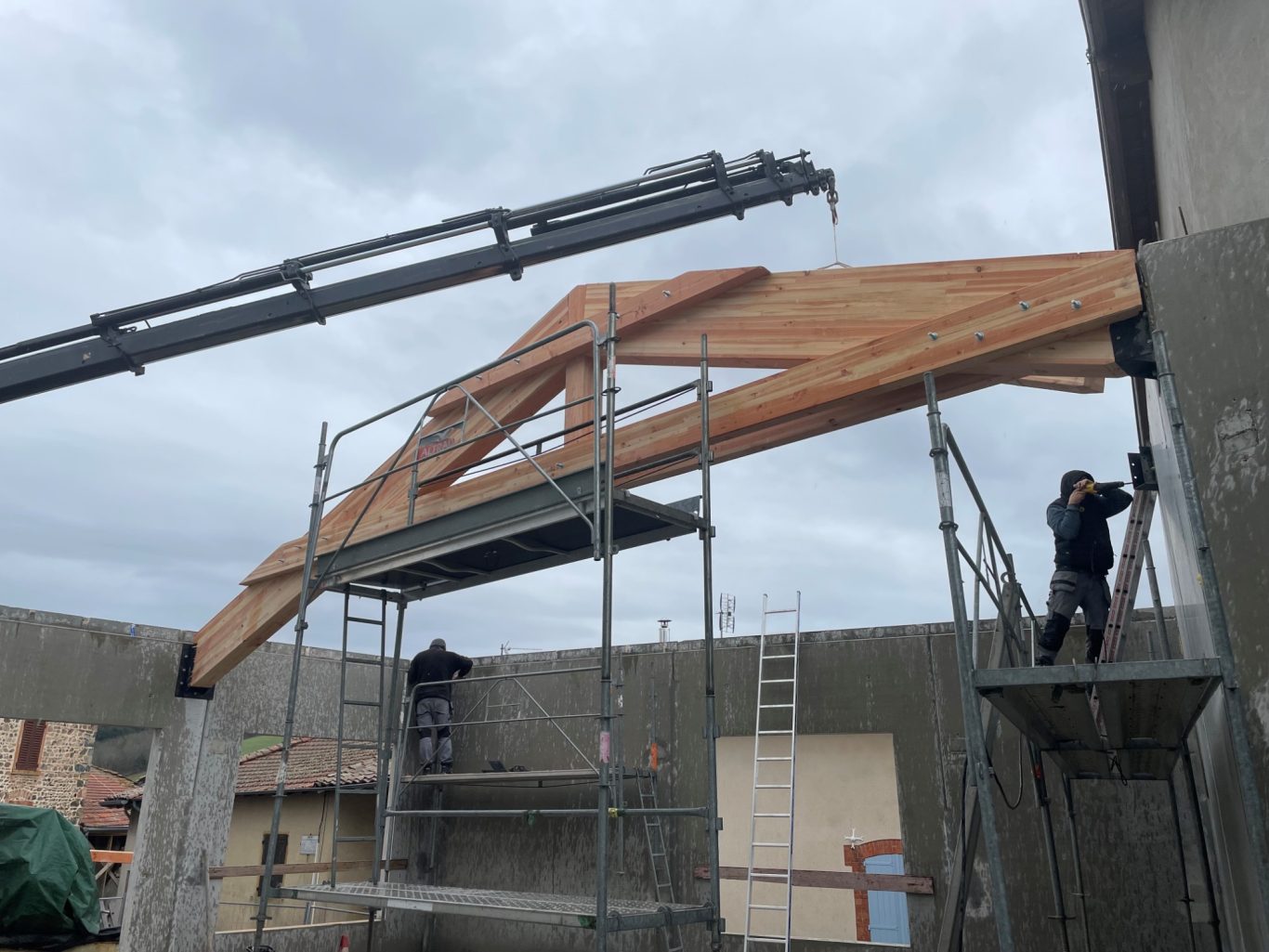 Ferme en douglas lamellé-collé