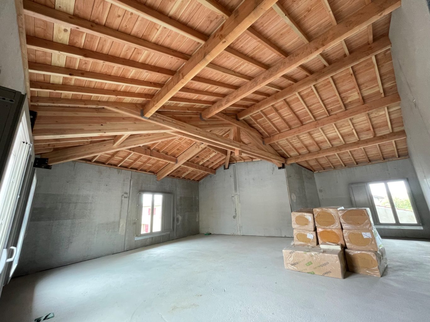 Charpente en douglas massif du beaujolais